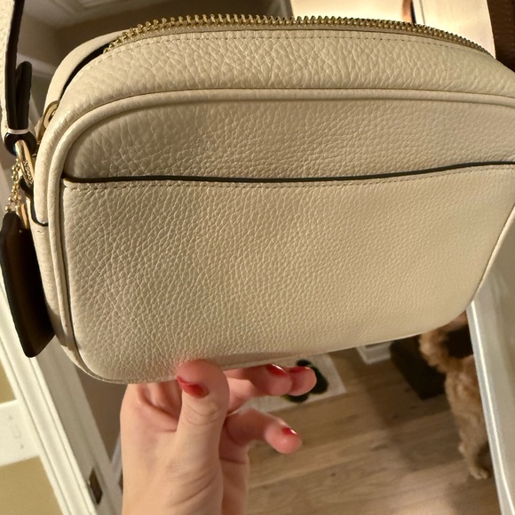 Coach Cream and Tan Crossbody Bag - Picture 3 of 4